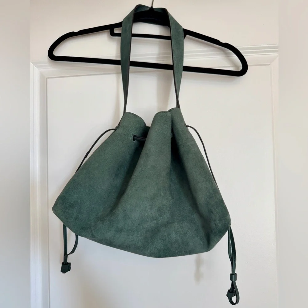 NWT! | MADEWELL The Drawstring Shoulder Bag in Architect Green Suede - Picture 3 of 13